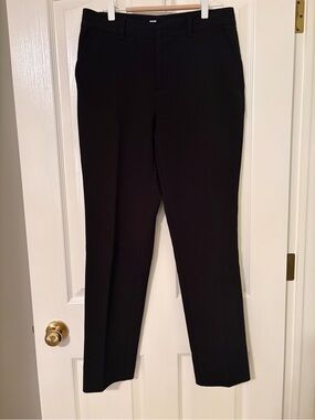 Simons Contemporaine Women’s Black Straight-Leg Dress Pants